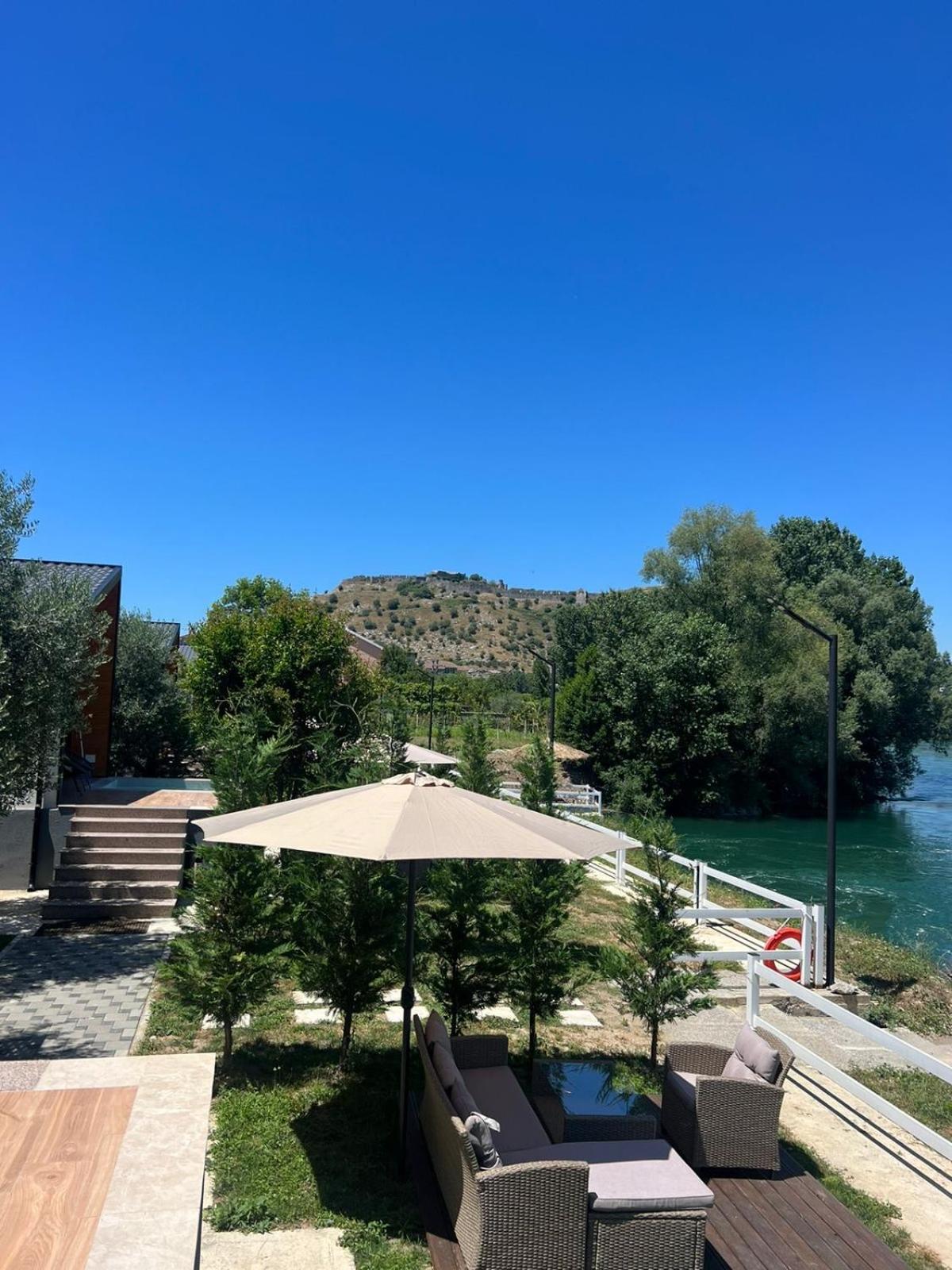 Villa Teverde Shkodër Exteriör bild