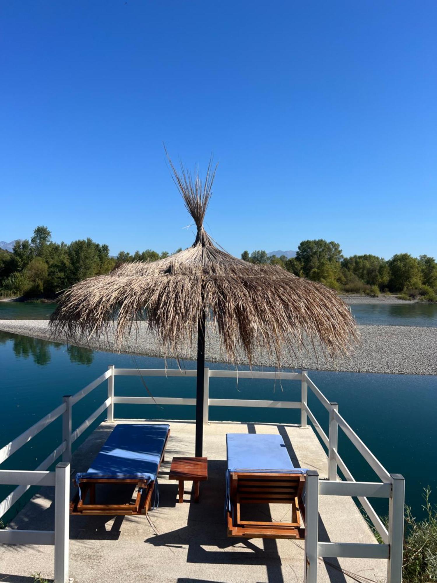 Villa Teverde Shkodër Exteriör bild